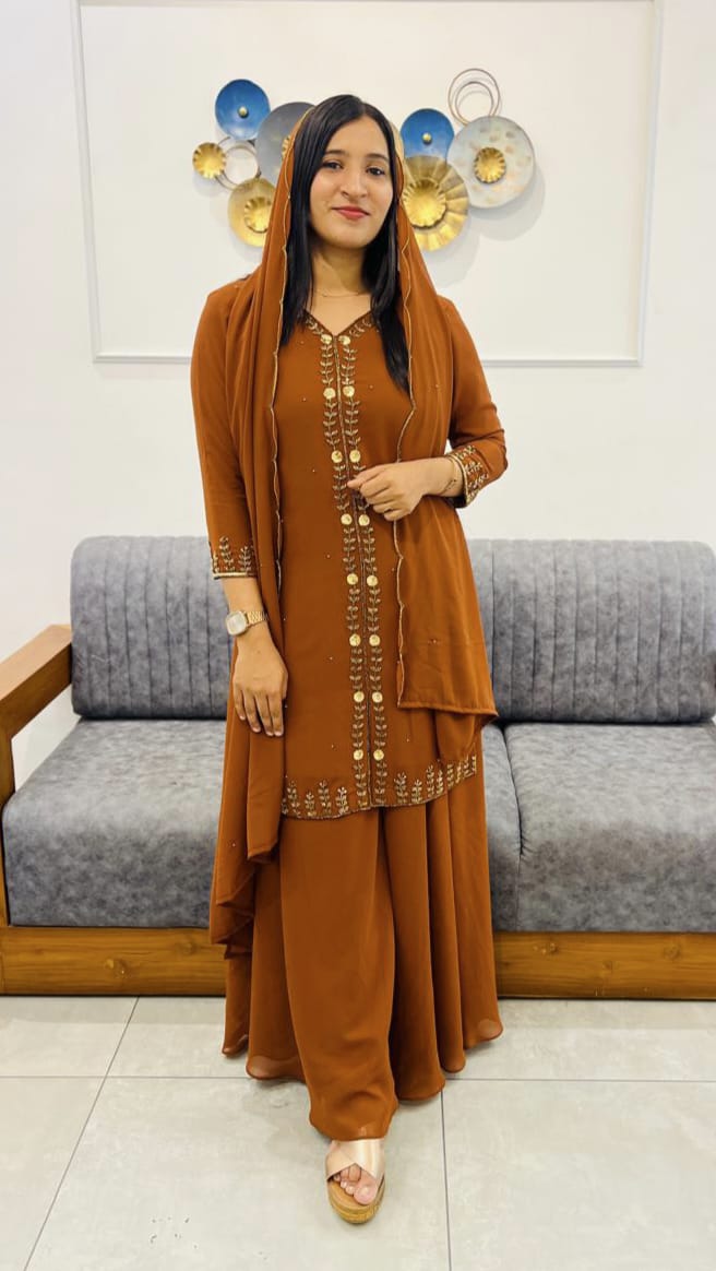 FRONT SLITTED HAND WORKED SHARARA - AMIS 10059