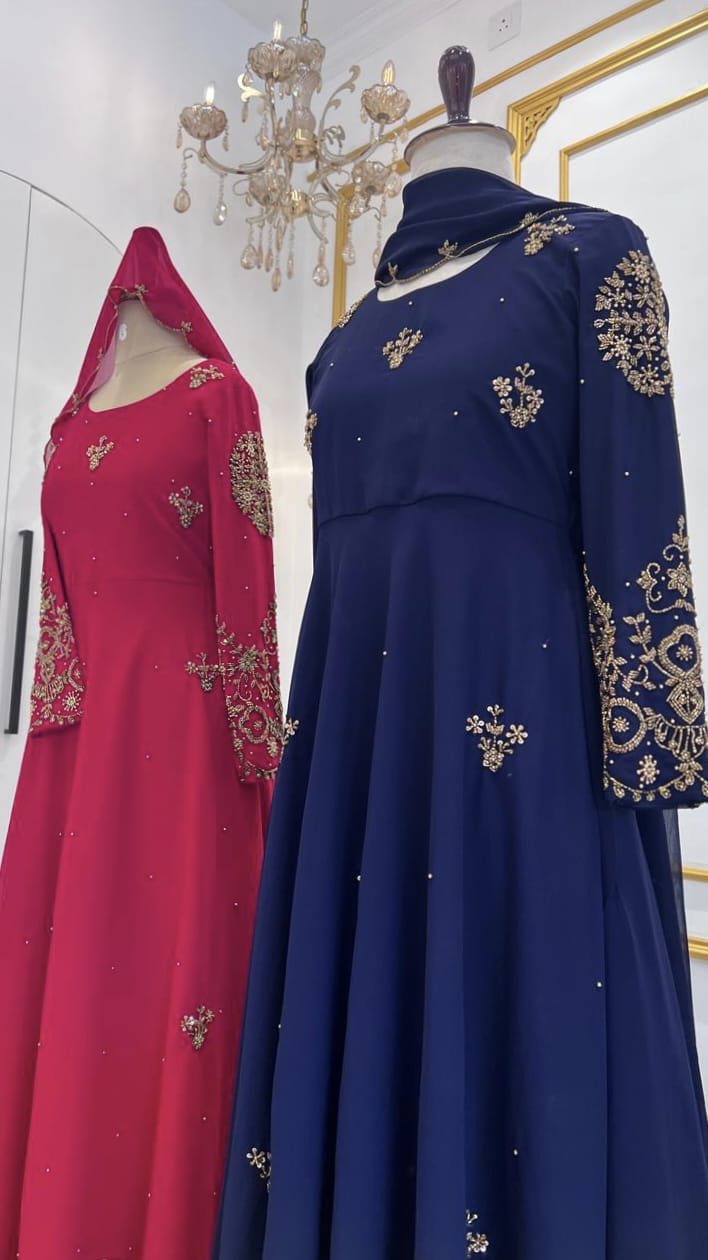 HAND WORKED UMBRELLA CUT GOWN - AMIS 10076
