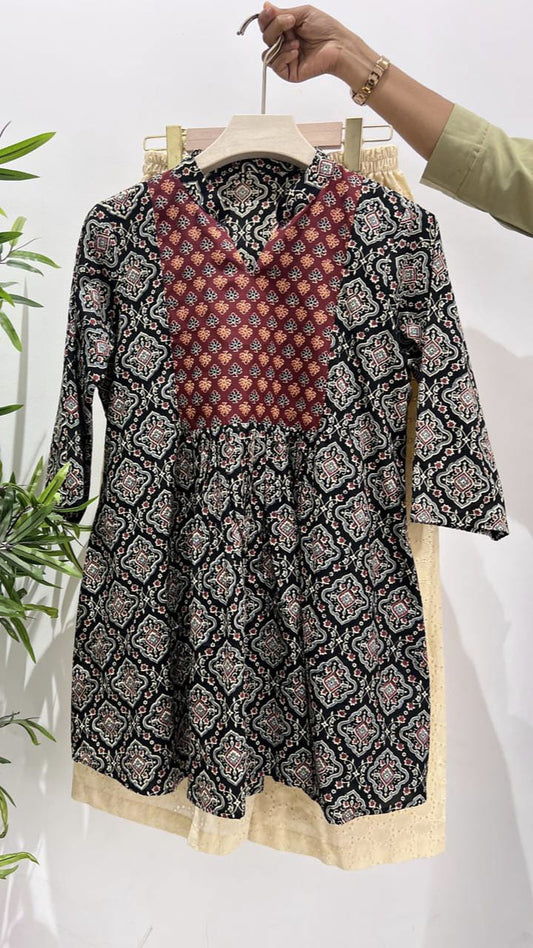 CASUAL TOP AND BOTTOM - AMIS 10100