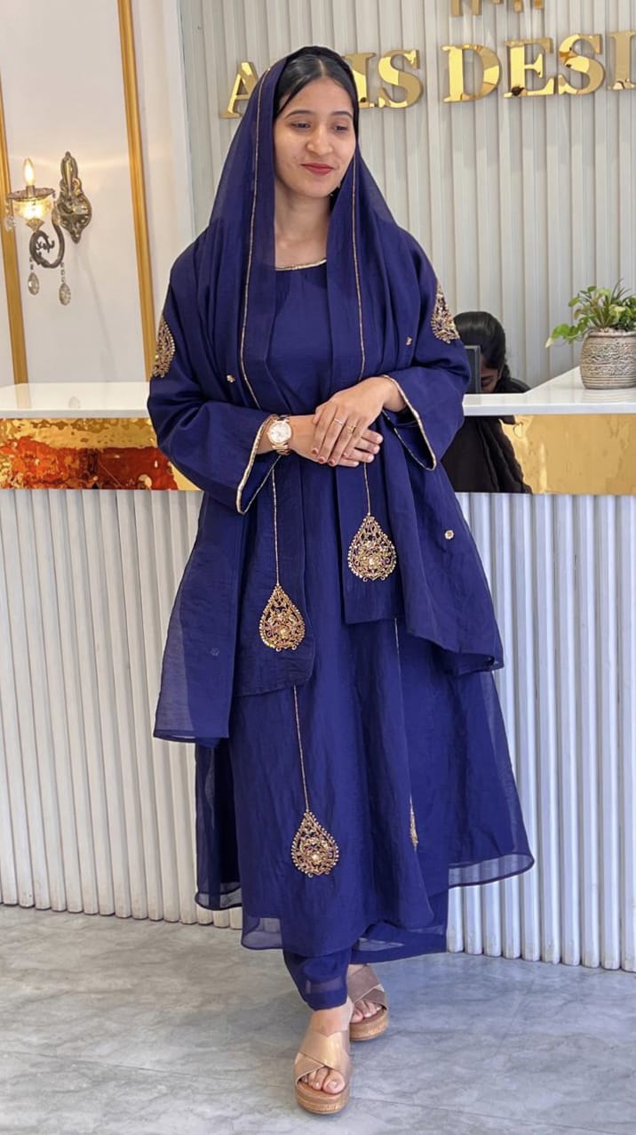 HAND WORKED CHANDERI SALWAR - AMIS 10104