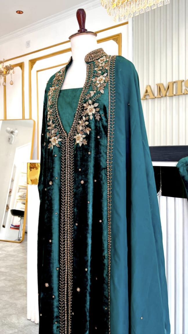 HEAVY HAND WORKED VELVET SALWAR SET - AMIS 10108