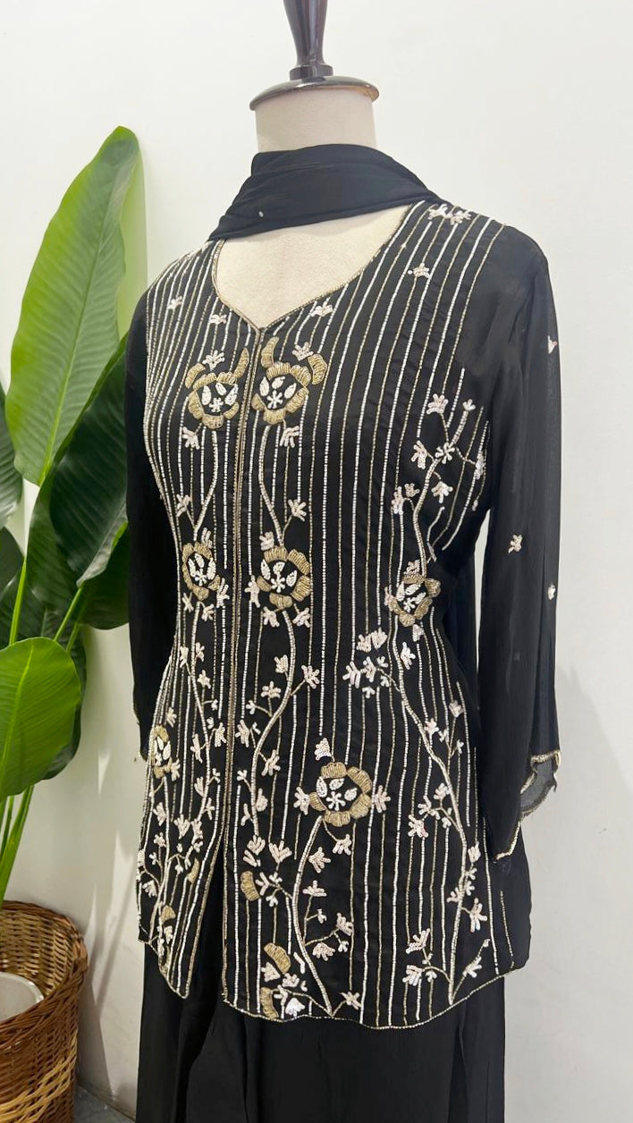 PREMIUM BLACK FLORAL HANDWORKED SHARARA - AMIS 10115