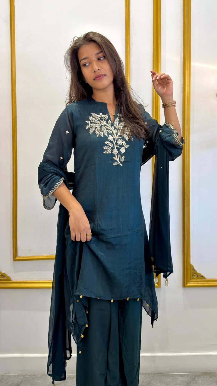 PEACOCK GREEN HAND WORKED SHARARA SET - AMIS 10119