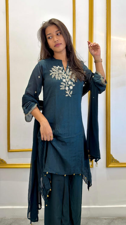 PEACOCK GREEN HAND WORKED SHARARA SET - AMIS 10119