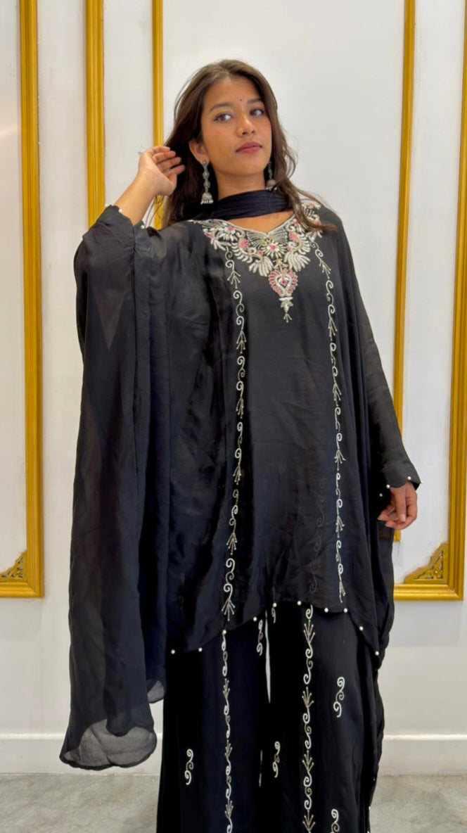 BLACK HAND WORKED KAFTAN SET - AMIS 10127