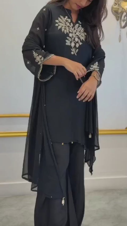 BLACK HAND WORKED SHARARA SET - AMIS 10118