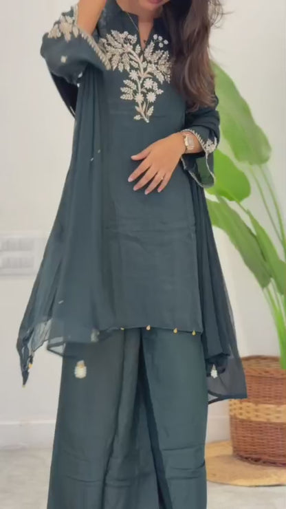 PEACOCK GREEN HAND WORKED SHARARA SET - AMIS 10119